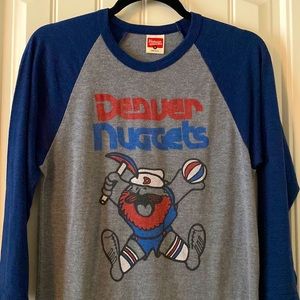 Denver Nuggets t-shirt / Homage / Mens Small